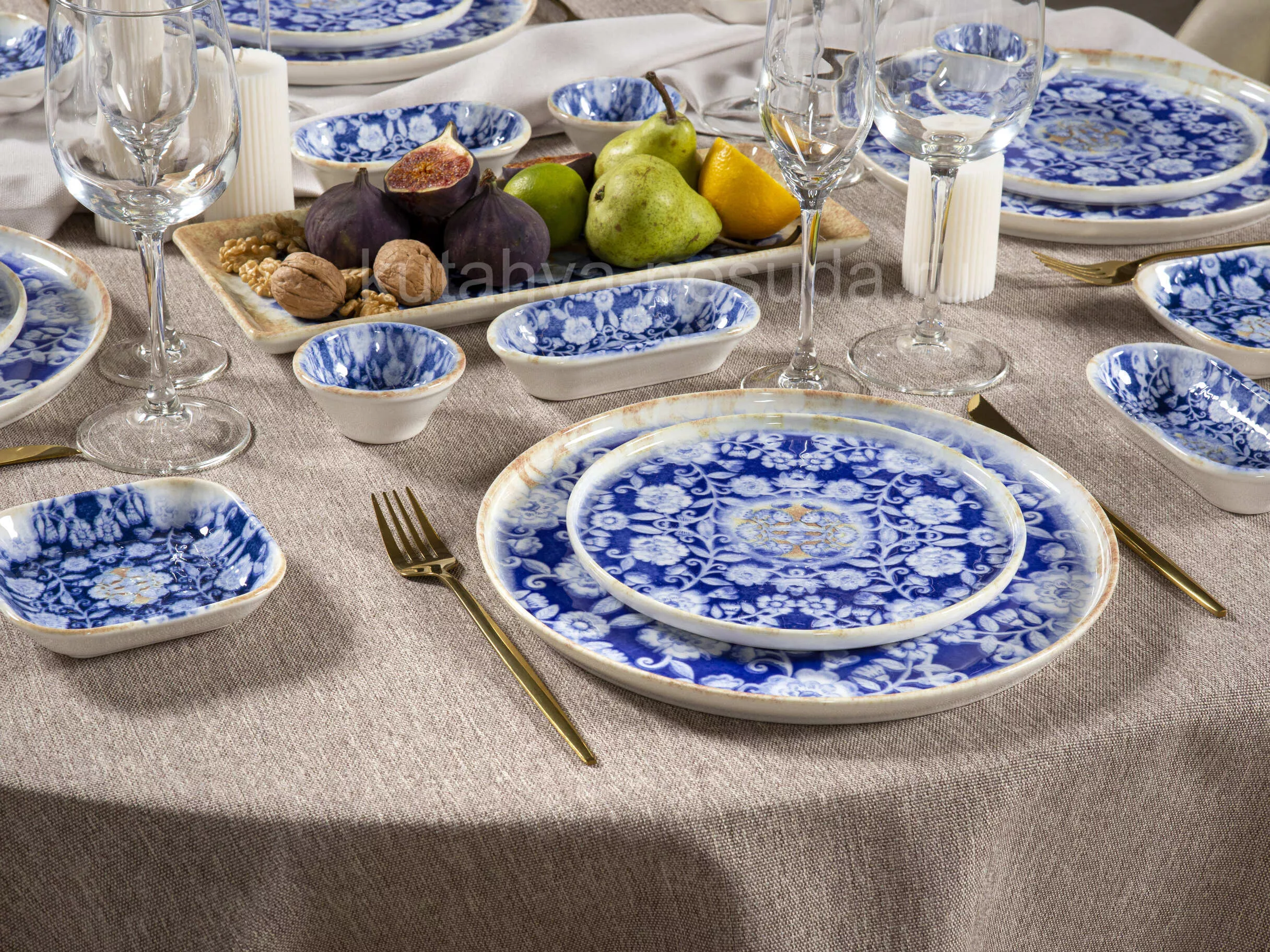Тарелка KUTAHYA CORENDON Blue Blanc BNROT28DU891310, 28 см